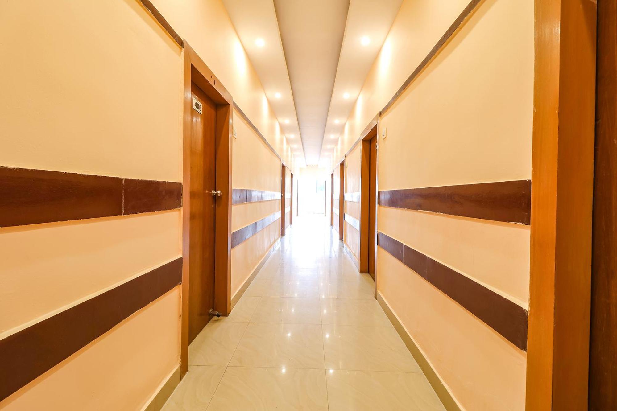 Fabhotel Crown Plaza Ranchi Exterior photo